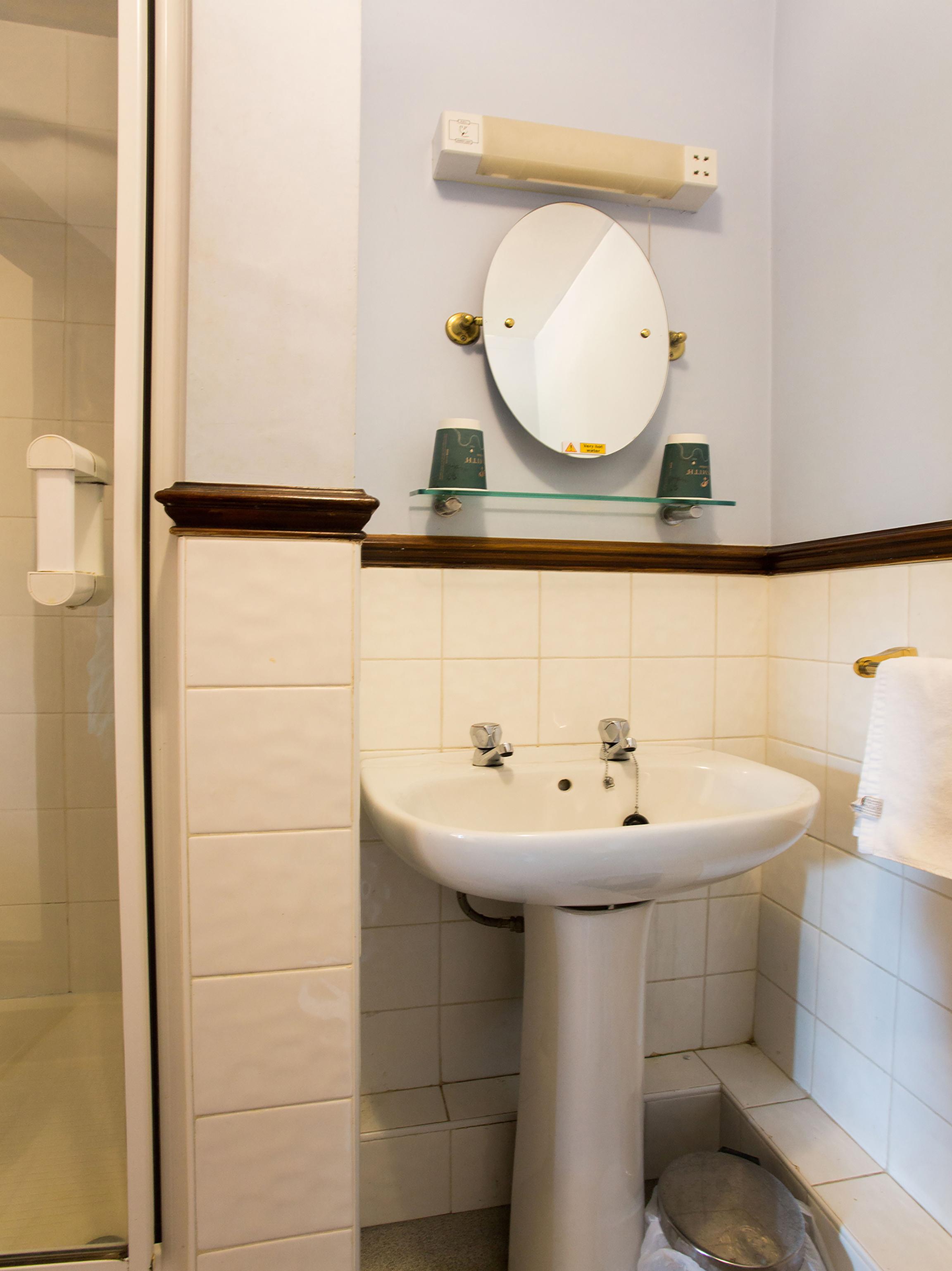 Oyo Ye Olde Bowling Green Inn (Adults Only) Bradwell  Экстерьер фото