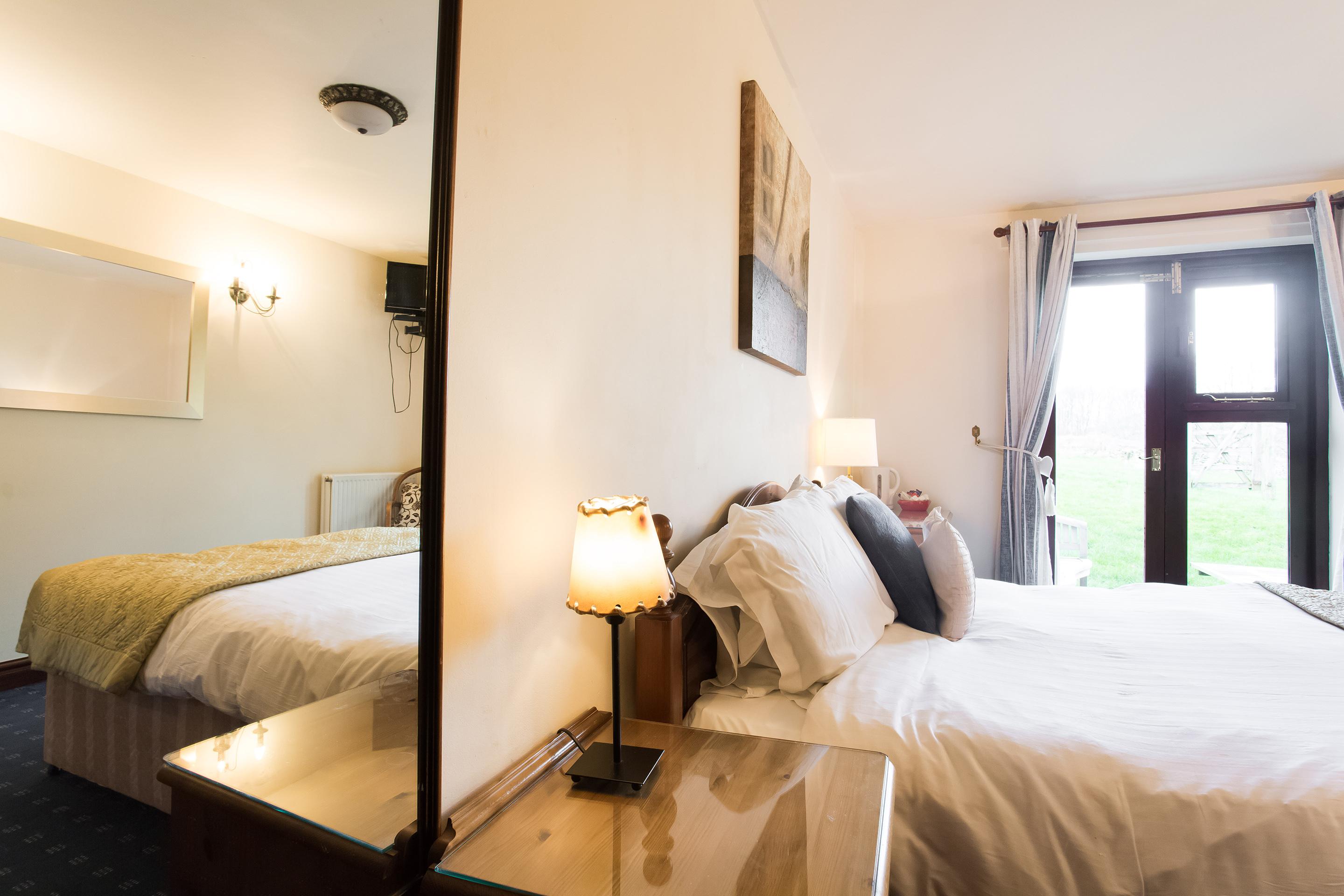 Oyo Ye Olde Bowling Green Inn (Adults Only) Bradwell  Экстерьер фото